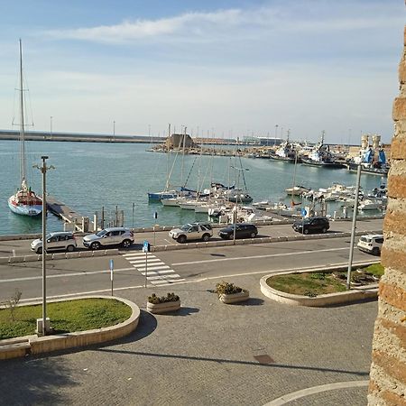 Stanze Al Porto Apartamento Civitavecchia Exterior foto